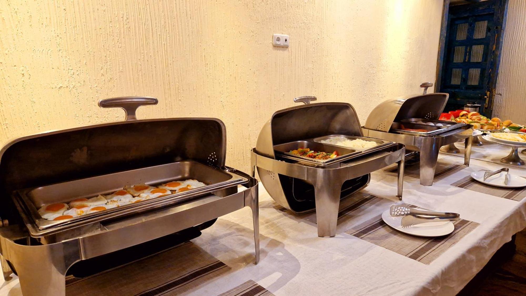 Ararat Hotel Yerevan Exterior photo