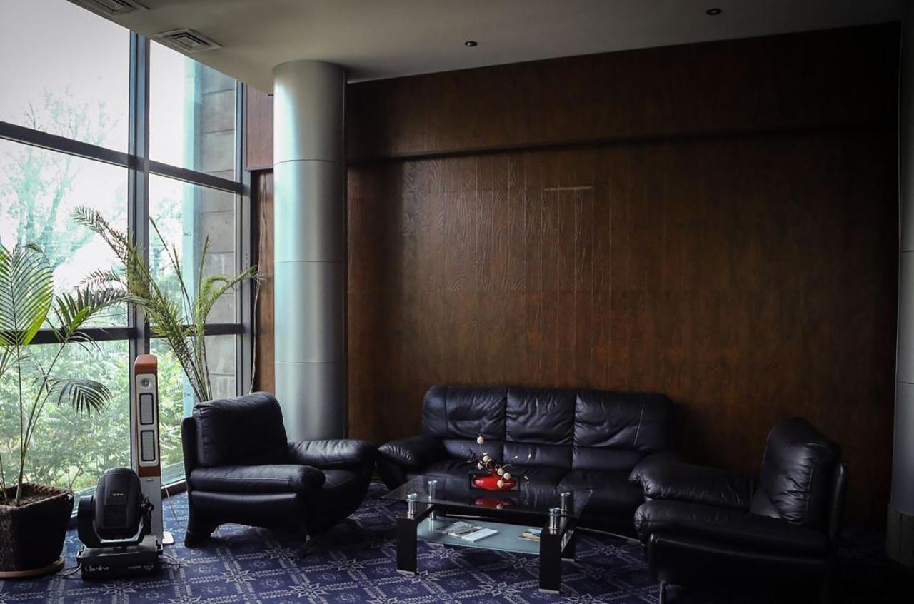 Ararat Hotel Yerevan Exterior photo
